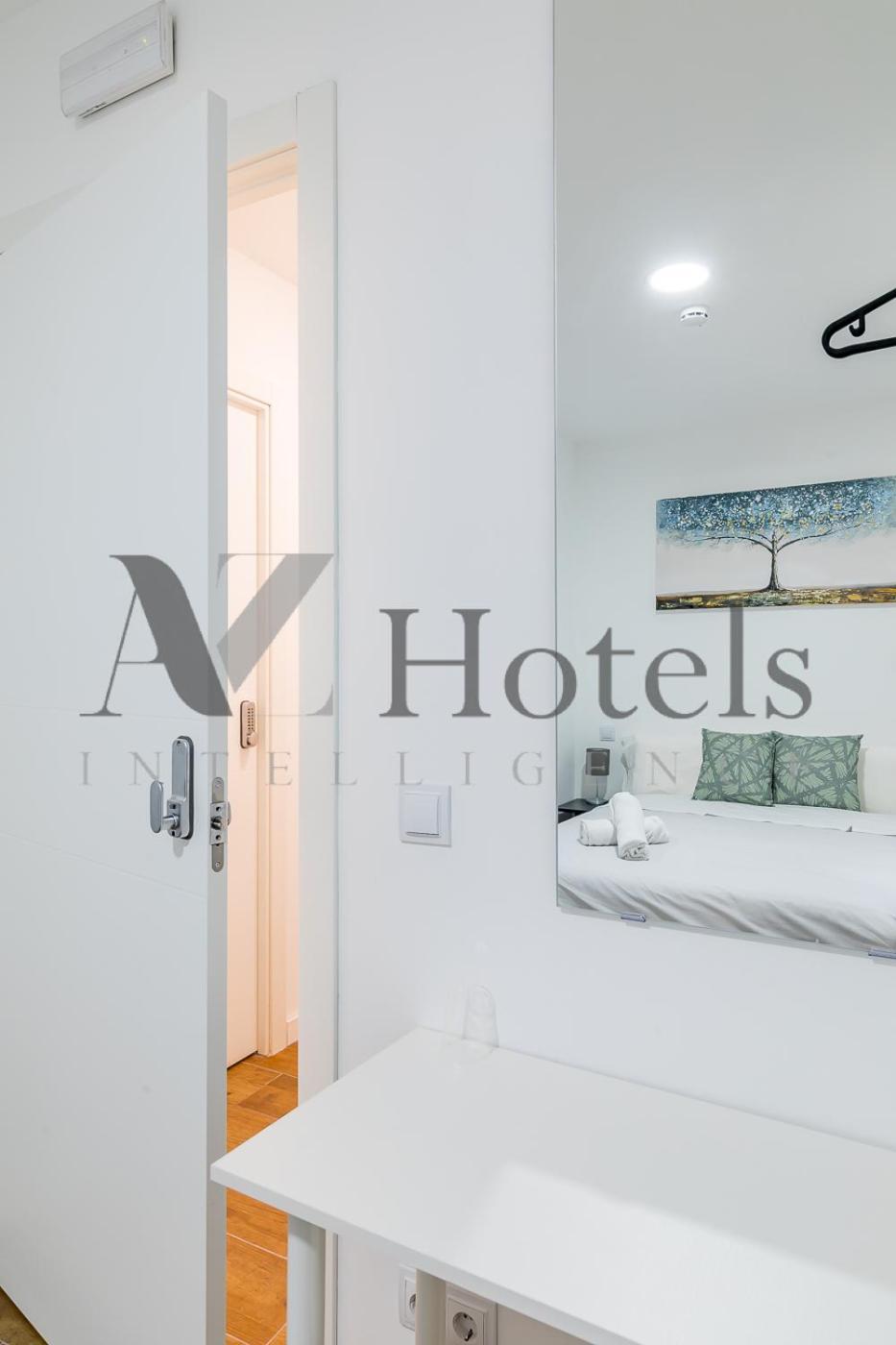 Ayz Luis Cabrera-Auto Check-In Property マドリード エクステリア 写真
